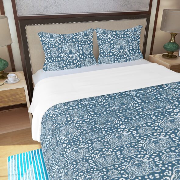 fullbreedcustom Three Piece Duvet Bedding Set